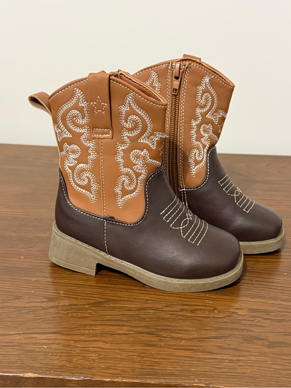 First Steps Kids Two-Tone Brown Cowboy Boots with Embroidery Size 6 Toddler